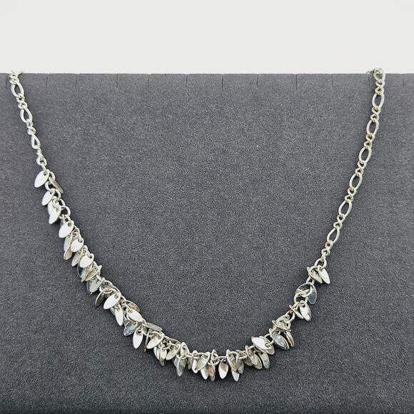 Avon Silver Tone Confetti Tassel Fringe Necklace Elevated Basic Party Going Out - Picture 1 of 5